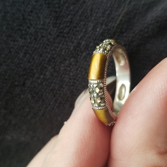 Cat's eye stone ring size 5.5 - Picture 3 of 3